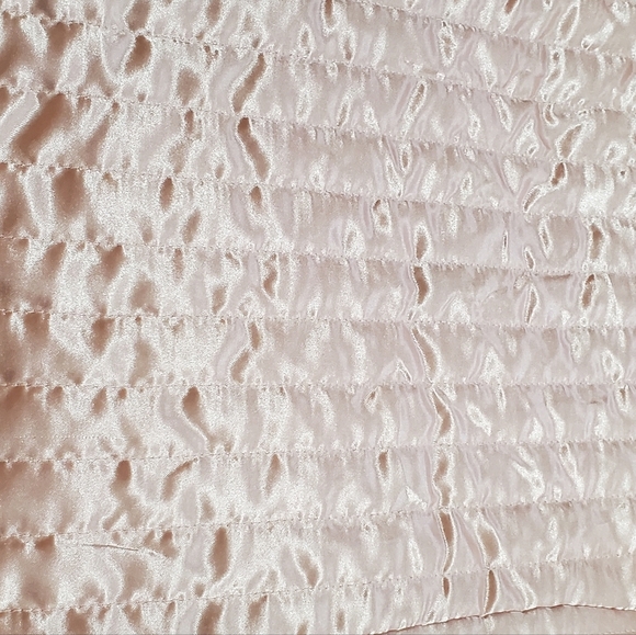 Vest By Marc New York with Pink  Faux Fur Collar And Soft Plush Material. Sz S - Picture 5 of 7